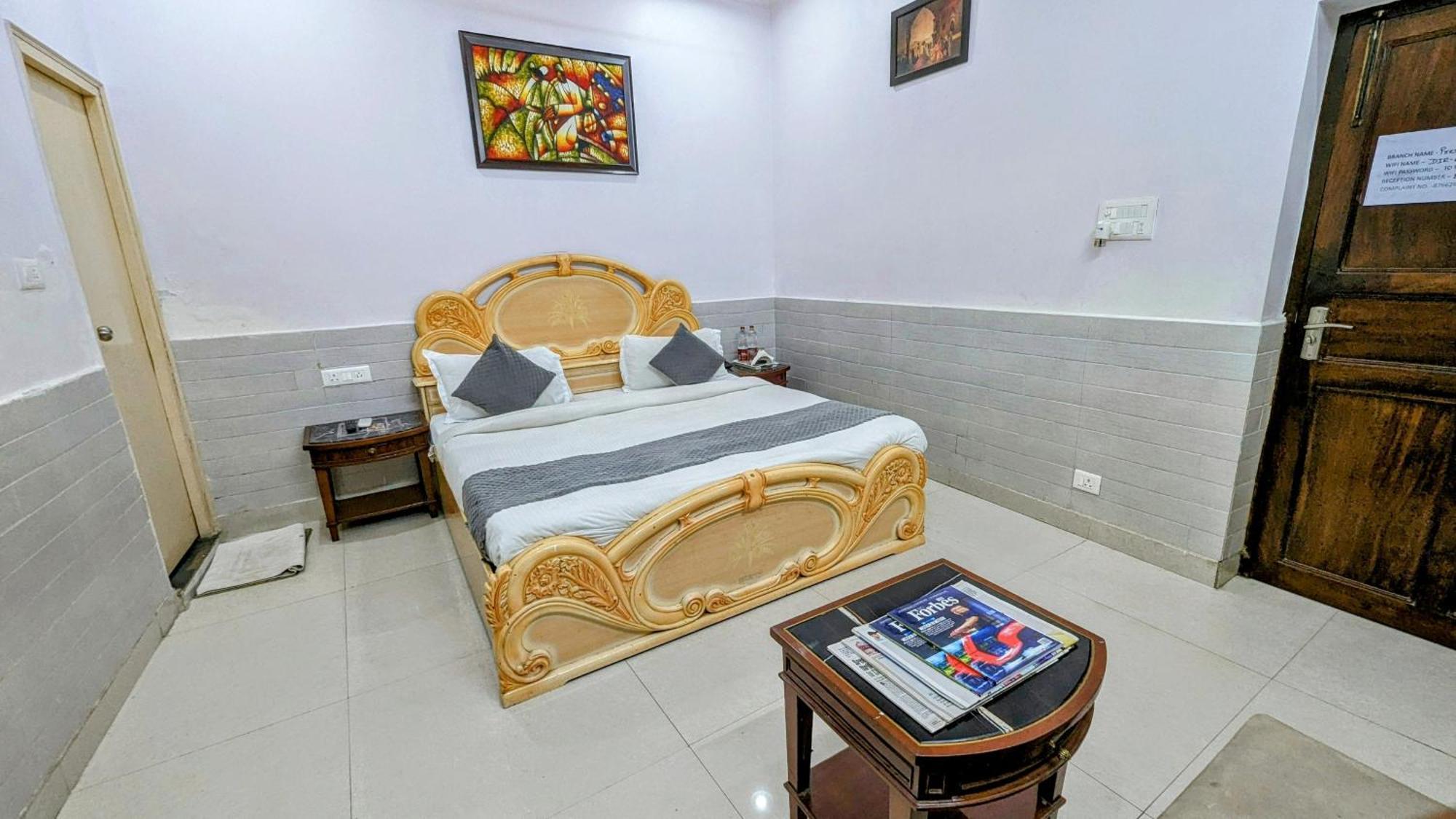 Hotel Lecston @Yashobhoomi Dwarka Sector - 25 Metro Station 德里 外观 照片