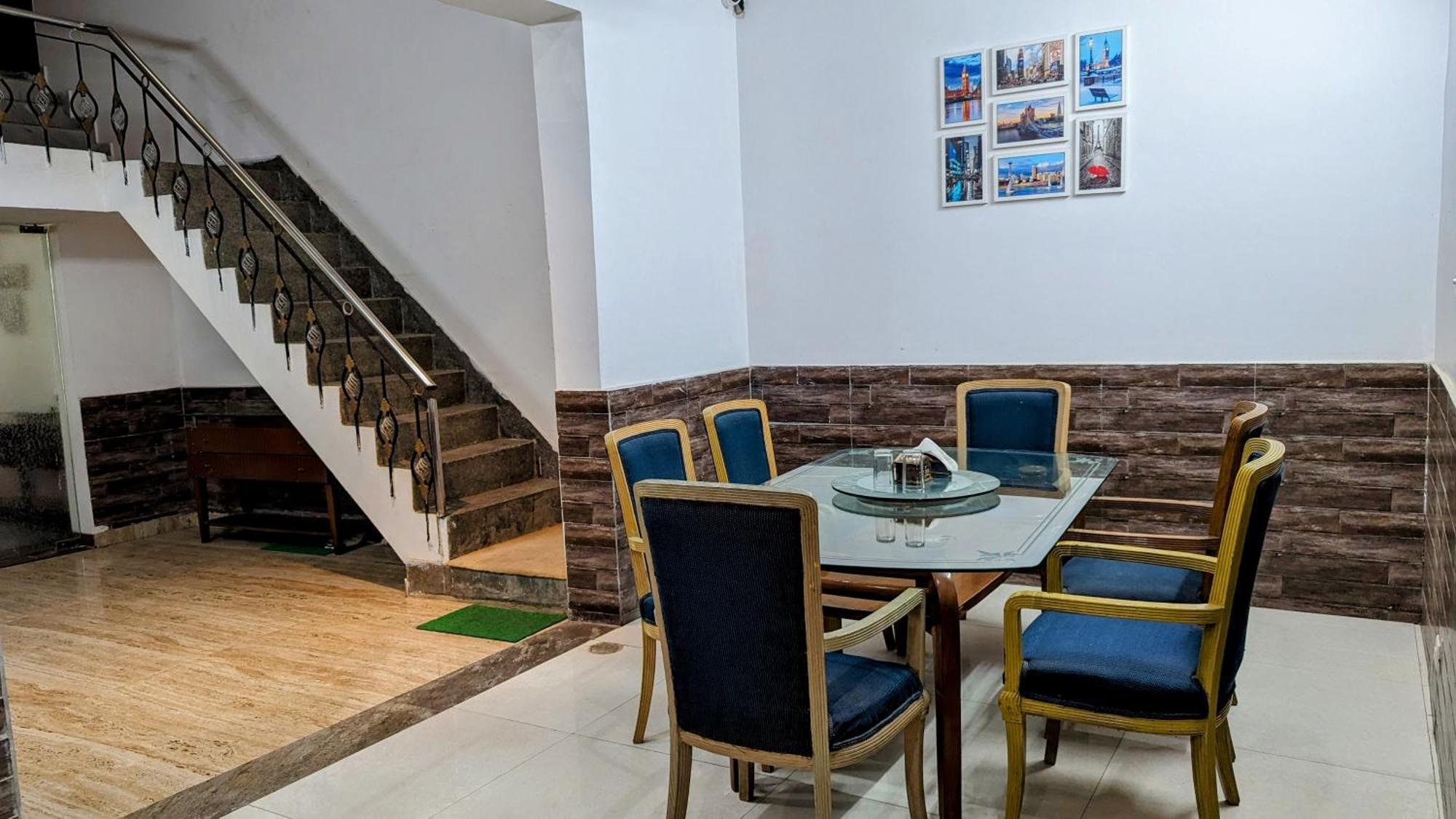 Hotel Lecston @Yashobhoomi Dwarka Sector - 25 Metro Station 德里 外观 照片