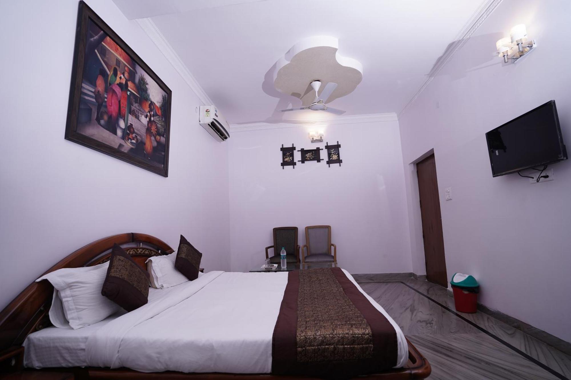 Hotel Lecston @Yashobhoomi Dwarka Sector - 25 Metro Station 德里 外观 照片