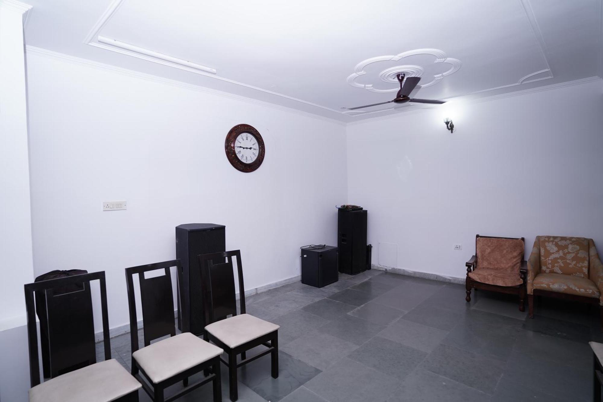 Hotel Lecston @Yashobhoomi Dwarka Sector - 25 Metro Station 德里 外观 照片